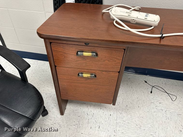 image for item EH6717 Electronics