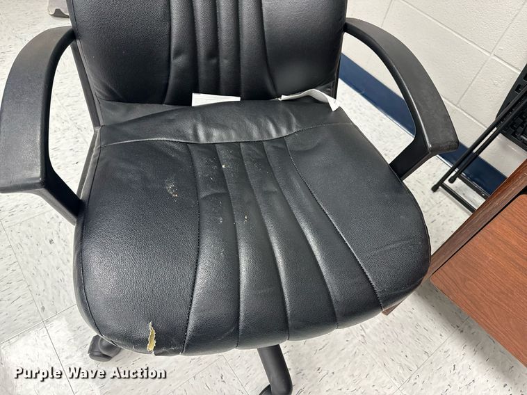 image for item EH6717 Electronics