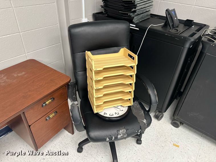 image for item EH6717 Electronics