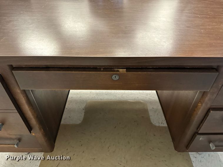 image for item EH6717 Electronics