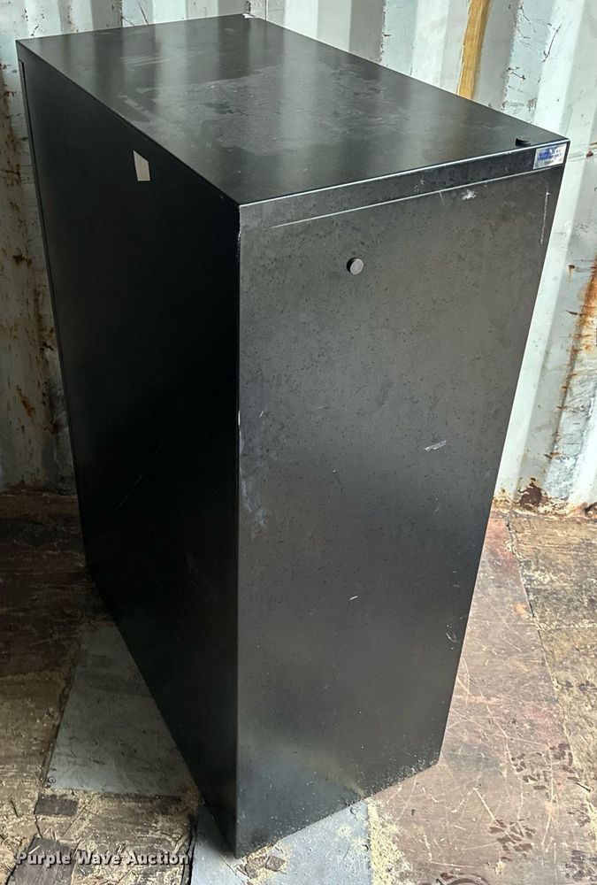 image for item EH6717 Electronics