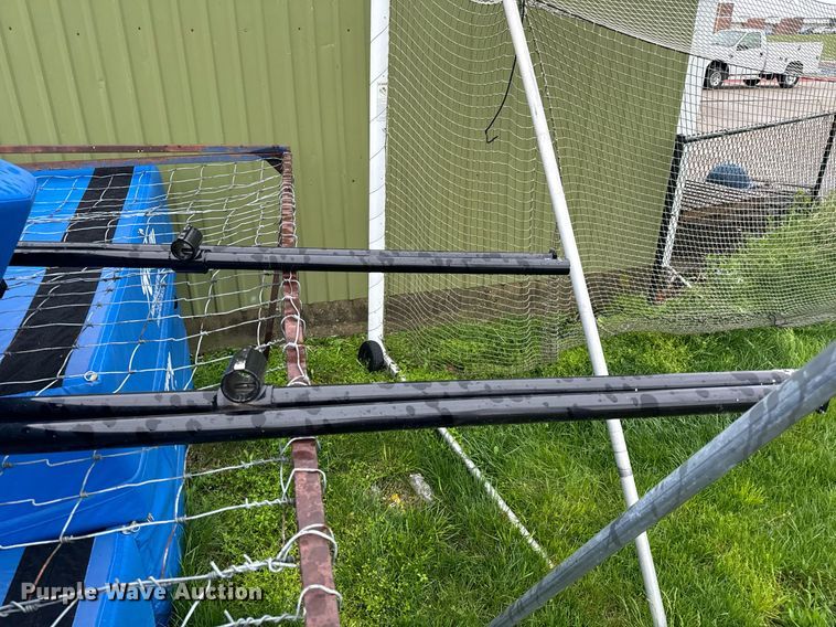 image for item EH6718 Pole vaulting equipment