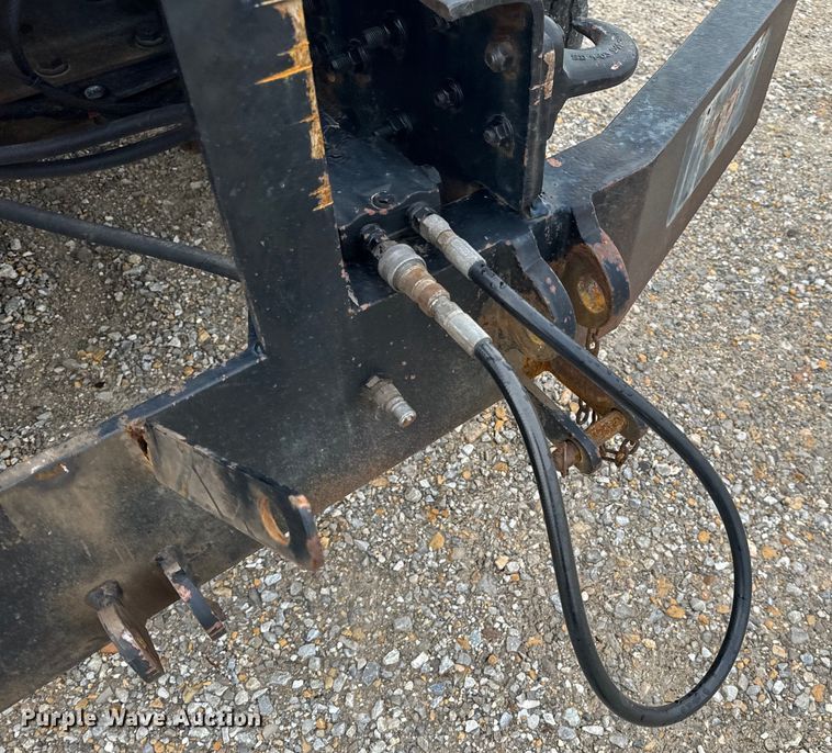 image for item EH6729 2004 International 7400 dump truck