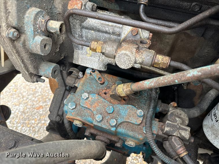 image for item EH6729 2004 International 7400 dump truck