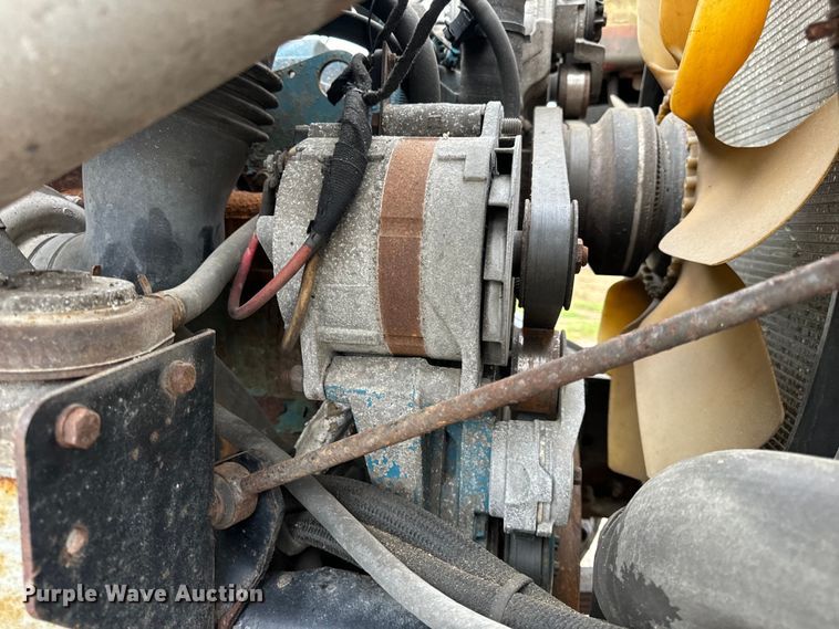 image for item EH6729 2004 International 7400 dump truck