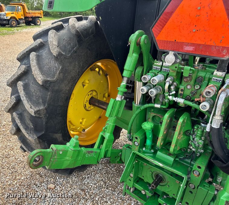 image for item EH6732 2012 John Deere 6125M MFWD tractor