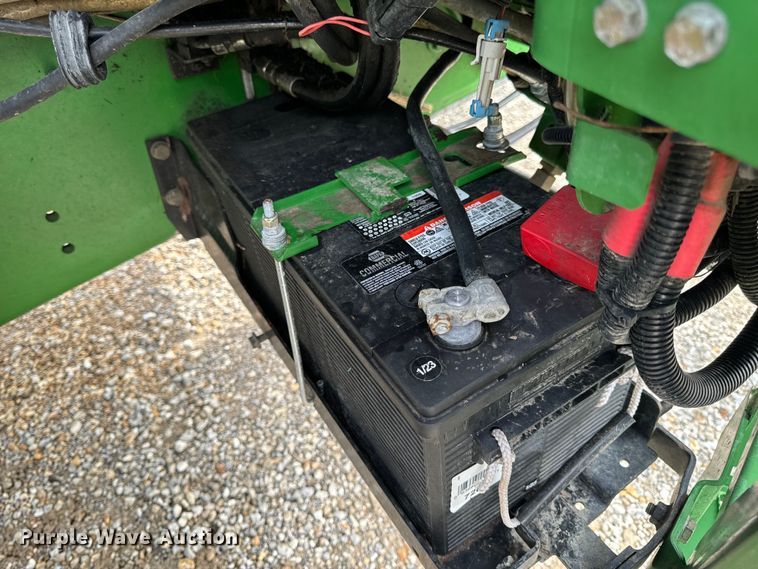 image for item EH6732 2012 John Deere 6125M MFWD tractor