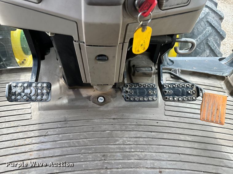 image for item EH6732 2012 John Deere 6125M MFWD tractor