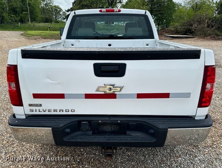 image for item EH6735 2007 Chevrolet Silverado 1500 Ext. Cab pickup truck