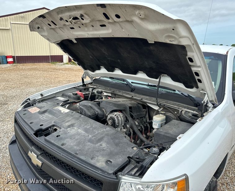 image for item EH6735 2007 Chevrolet Silverado 1500 Ext. Cab pickup truck