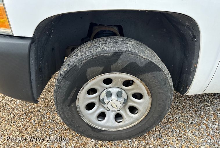 image for item EH6735 2007 Chevrolet Silverado 1500 Ext. Cab pickup truck