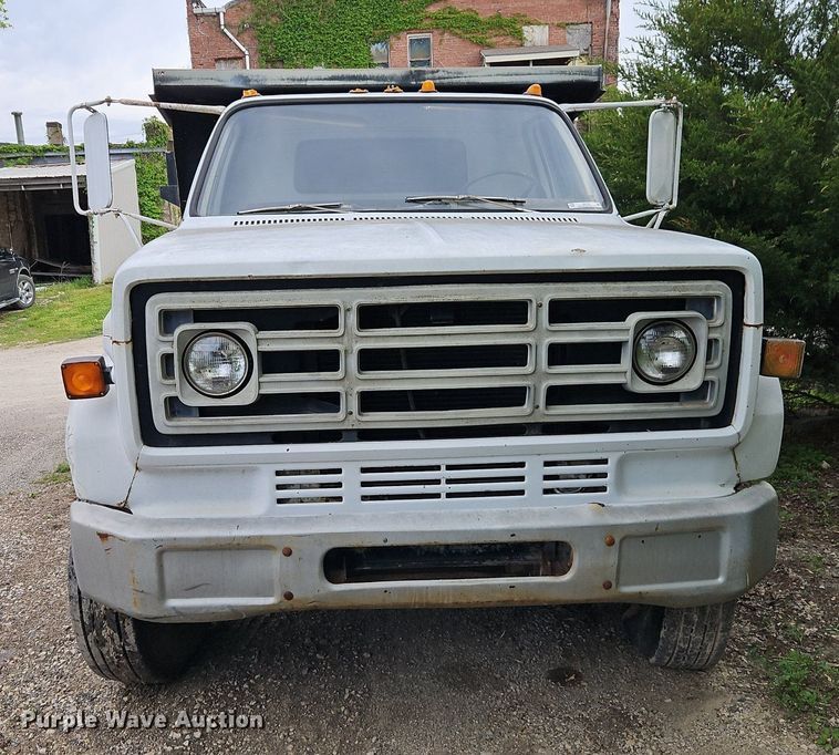 image for item EI3753 1980 GMC 7000 dump truck