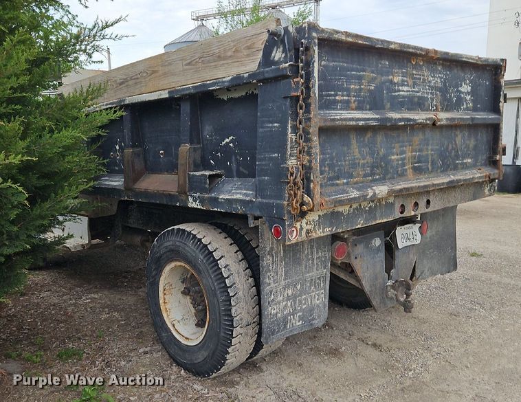image for item EI3753 1980 GMC 7000 dump truck