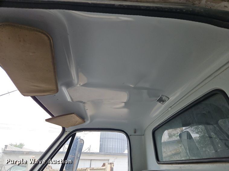 image for item EI3753 1980 GMC 7000 dump truck