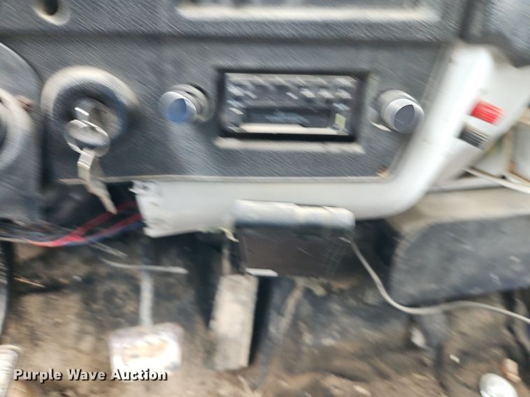 image for item EI3753 1980 GMC 7000 dump truck