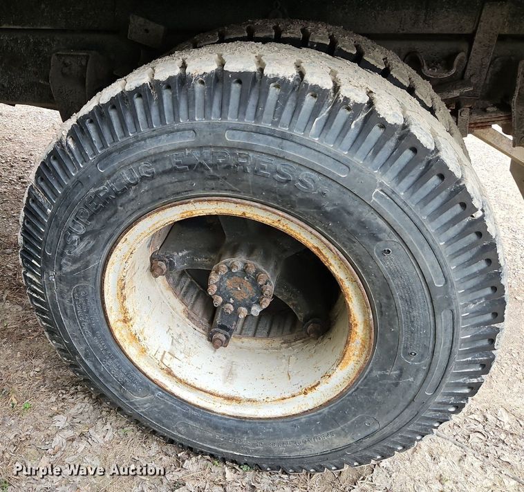 image for item EI3753 1980 GMC 7000 dump truck