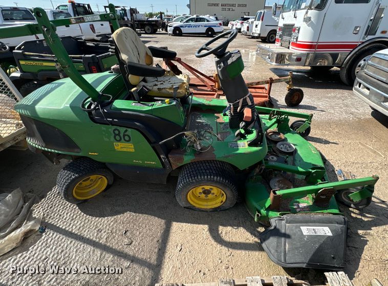 image for item EJ0598 John Deere 7 Iron II lawn mower