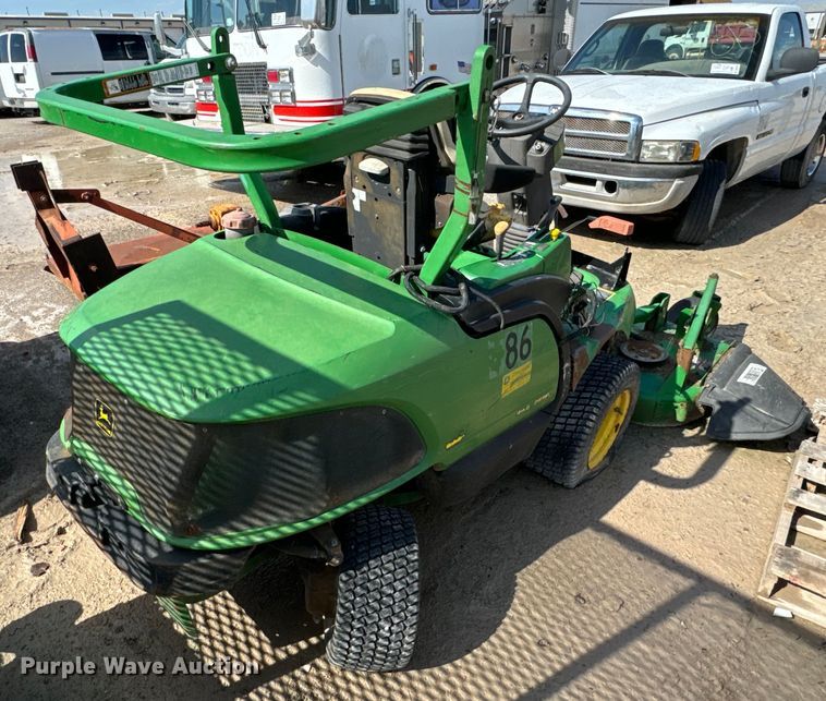 image for item EJ0598 John Deere 7 Iron II lawn mower