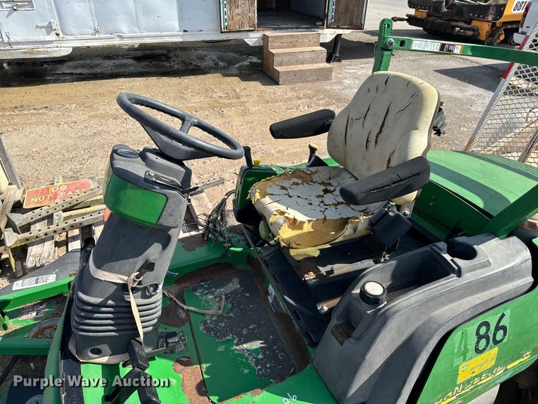 image for item EJ0598 John Deere 7 Iron II lawn mower