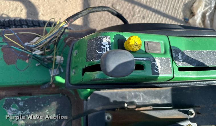 image for item EJ0598 John Deere 7 Iron II lawn mower