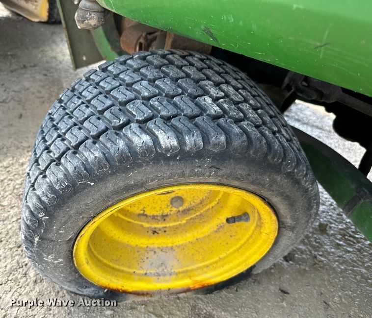 image for item EJ0598 John Deere 7 Iron II lawn mower