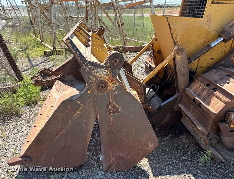 image for item EJ0599 1998 John Deere 555G loader