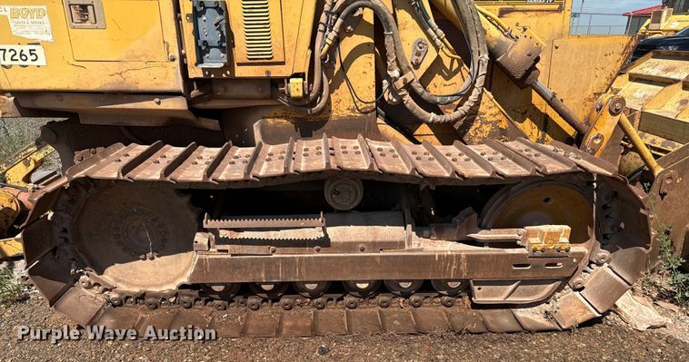 image for item EJ0599 1998 John Deere 555G loader
