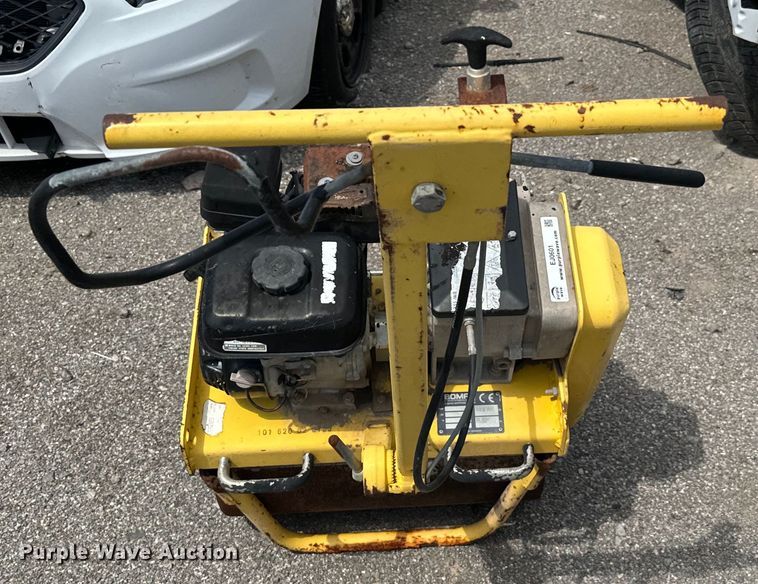 image for item EJ0601 1999 Bomag BM55E single drum vibratory roller