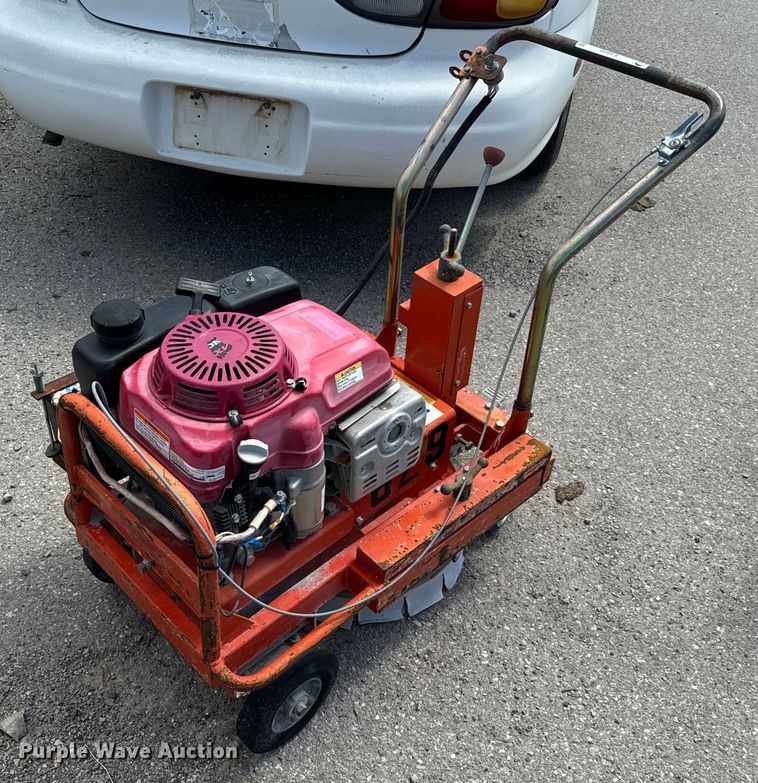 image for item EJ0602 Trantex  line remover