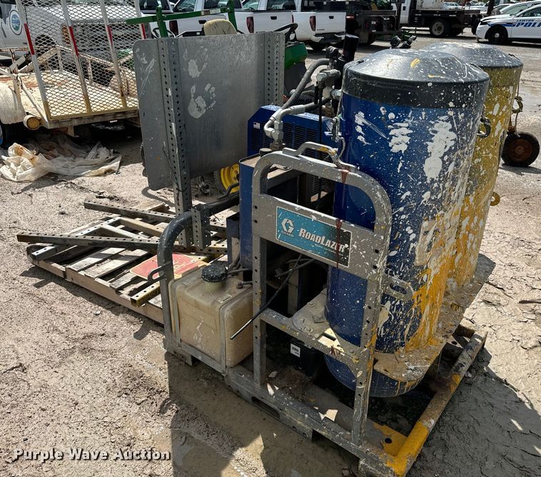 image for item EJ0604 Graco RoadLazer sprayer