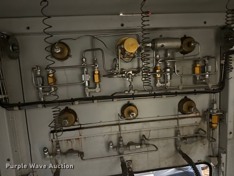 image for item EJ0605 Bauer UN12E3 SCBA air compressor