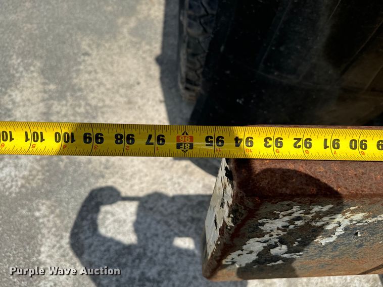 image for item EJ0606 2002 International  4700 sewer jetter truck