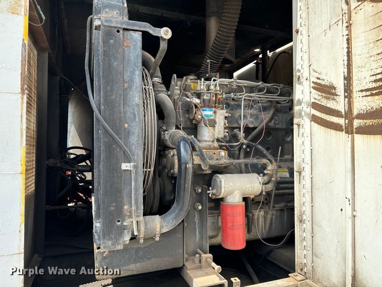 image for item EJ0606 2002 International  4700 sewer jetter truck