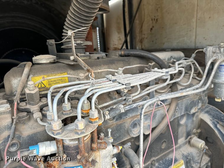 image for item EJ0606 2002 International  4700 sewer jetter truck