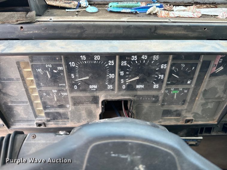 image for item EJ0606 2002 International  4700 sewer jetter truck