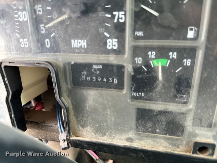 image for item EJ0606 2002 International  4700 sewer jetter truck