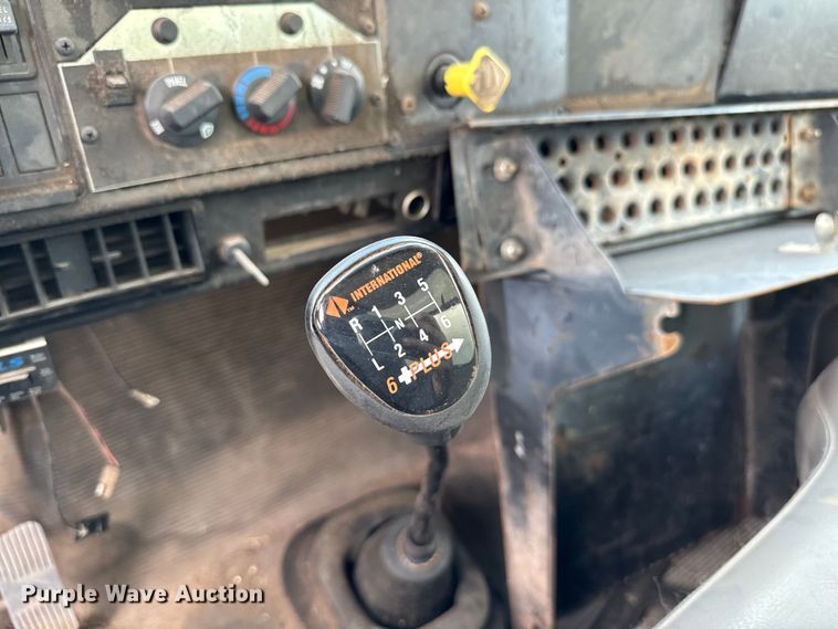 image for item EJ0606 2002 International  4700 sewer jetter truck