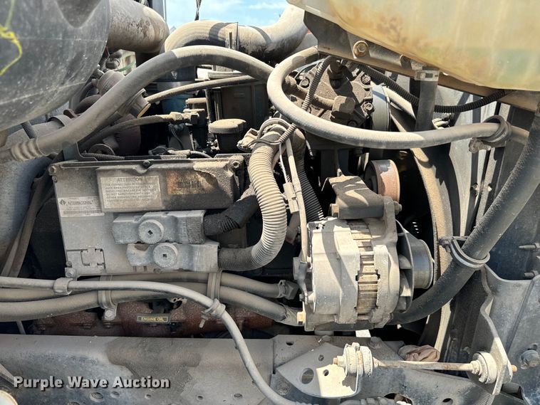 image for item EJ0606 2002 International  4700 sewer jetter truck