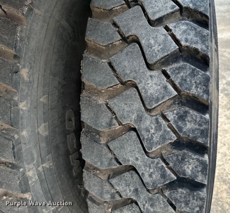 image for item EJ0606 2002 International  4700 sewer jetter truck