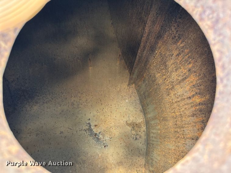 image for item EJ0607 1979 International  F-2654 tank truck