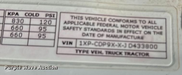 image for item EJ0612 2018 Peterbilt 567 semi truck