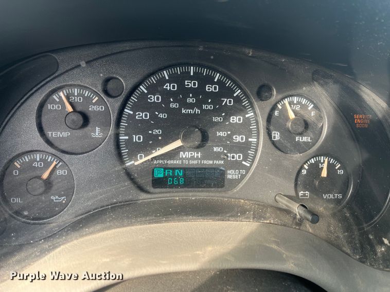 image for item EJ2678 2001 Chevrolet S10 Ext. Cab pickup truck