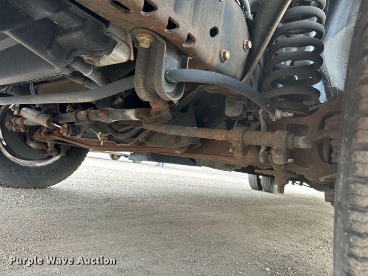 image for item EJ2679 2010 Ford E450 shuttle bus