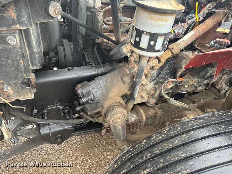 image for item EJ2692 2005 International 7400 dump truck