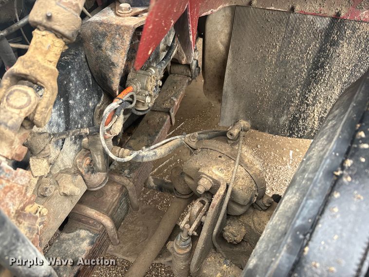 image for item EJ2692 2005 International 7400 dump truck