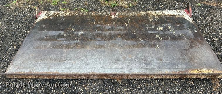 image for item EJ2692 2005 International 7400 dump truck