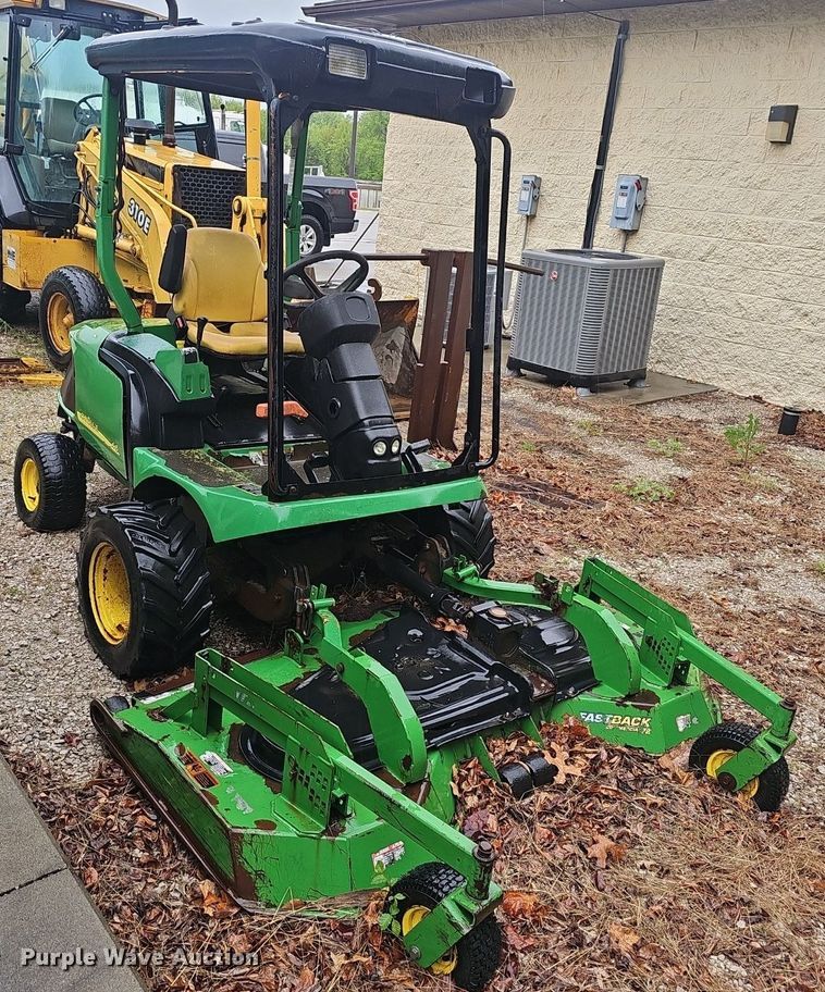 image for item EJ5346 2001 John Deere 1445 lawn mower