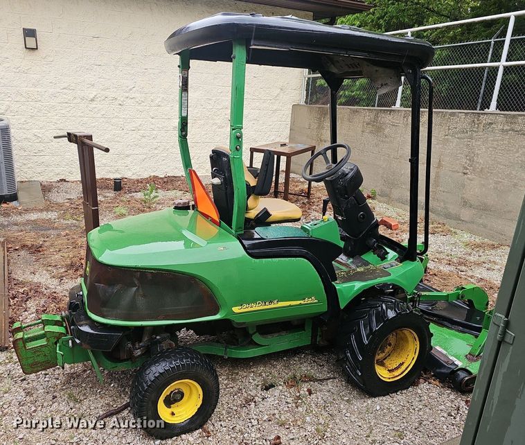 image for item EJ5346 2001 John Deere 1445 lawn mower