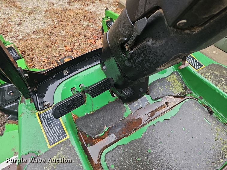 image for item EJ5346 2001 John Deere 1445 lawn mower