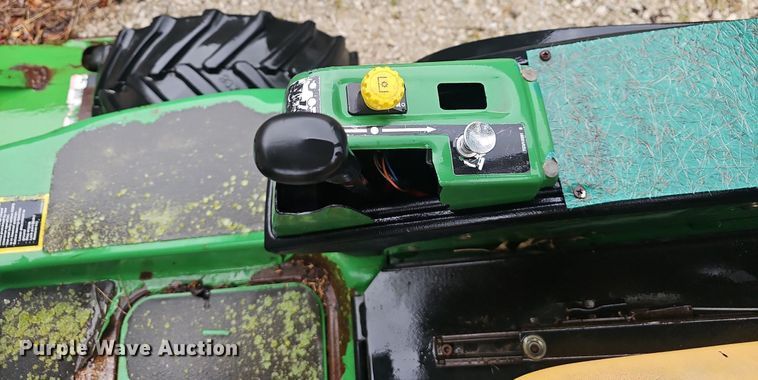 image for item EJ5346 2001 John Deere 1445 lawn mower